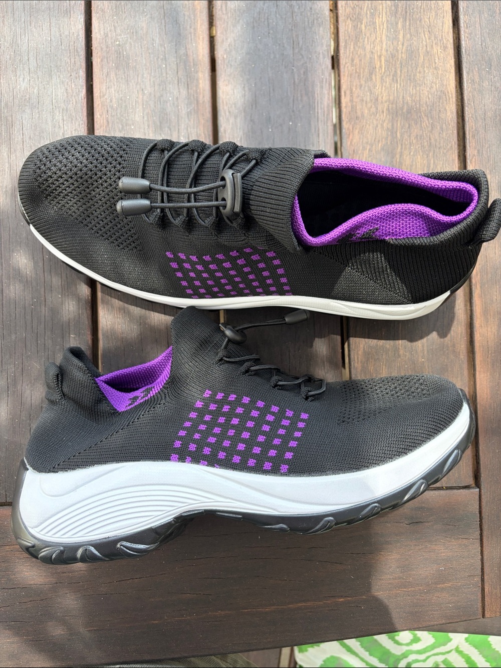 Comfort Wesr Black & Purple Knit Slip-On Athletic Sneakers Size 10